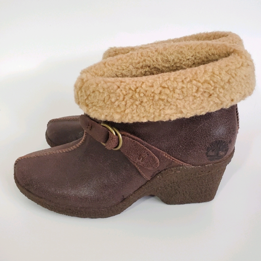 TIMBERLAND Sherpa Lined Leather Ankle Boot…
